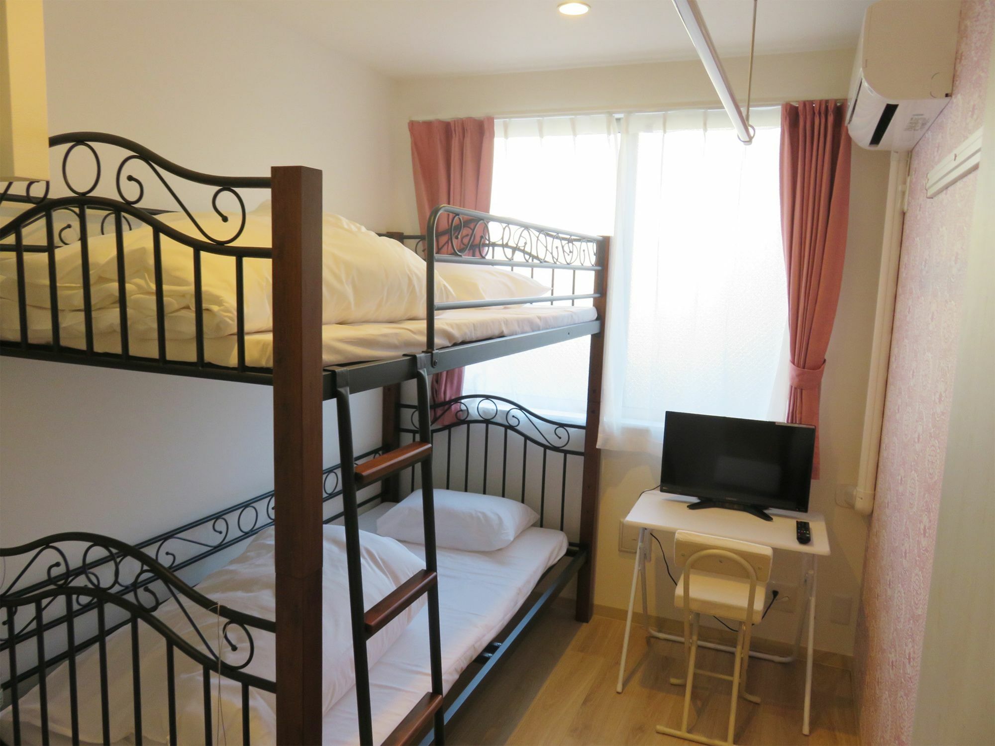 Hiromas Inn Chitose-Karasuyama Токио Экстерьер фото
